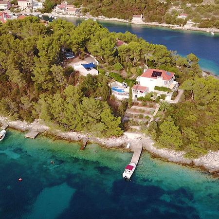 Waterfront Villa With Pool Vela Luka Exterior photo